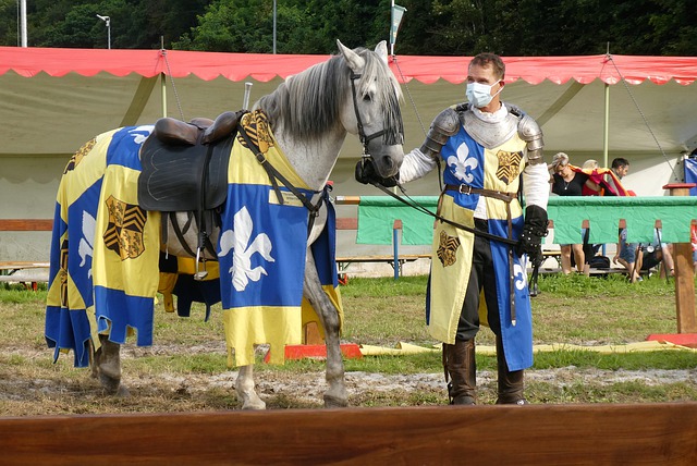 暴露出的问 暴露出的问